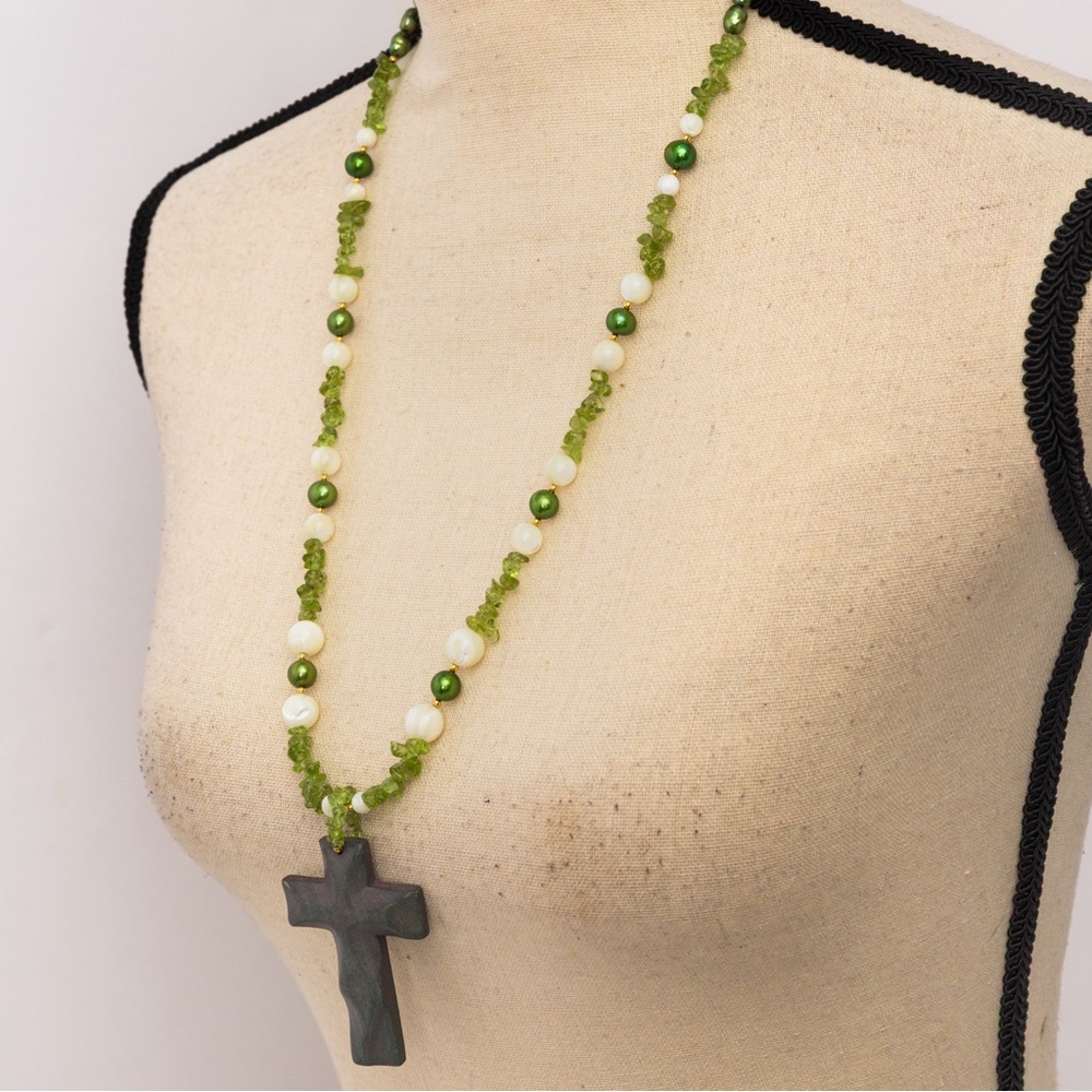 Longer length necklace cross pendant necklace
